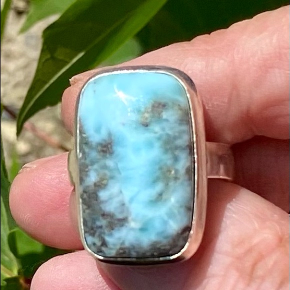 Absolutely Beautiful Handcrafted Larimar Sterling Silver Ring Size 9 40$